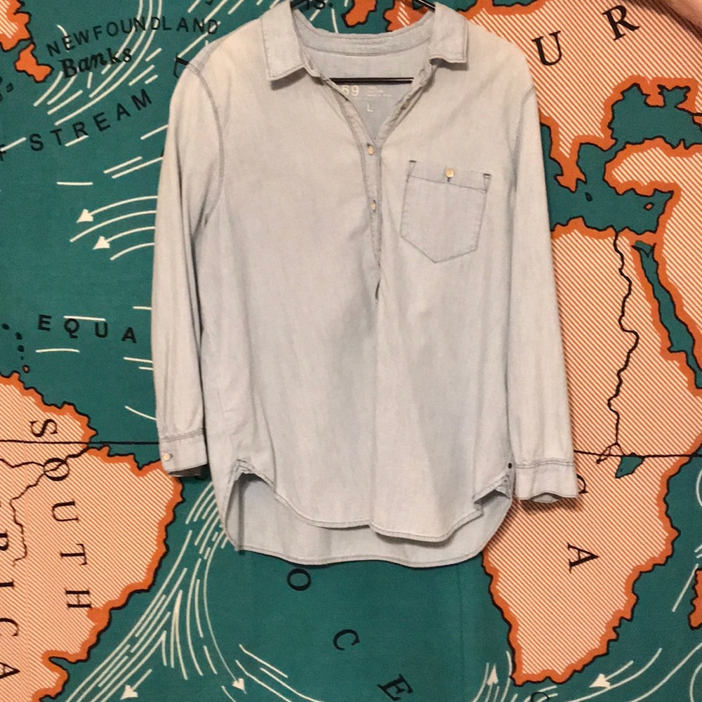 Chambray button up pullover